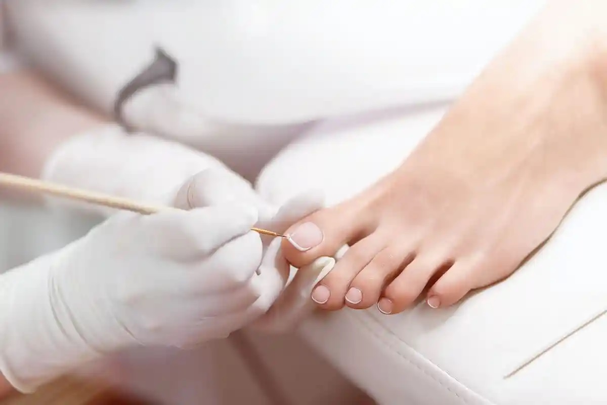 Pedicura sin esmaltar
