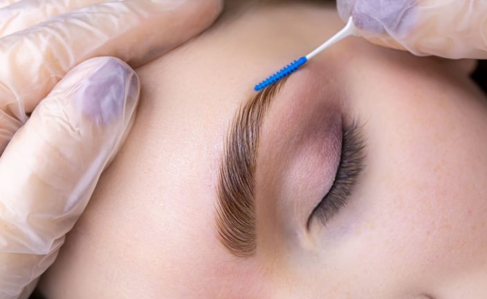 Laminado de cejas